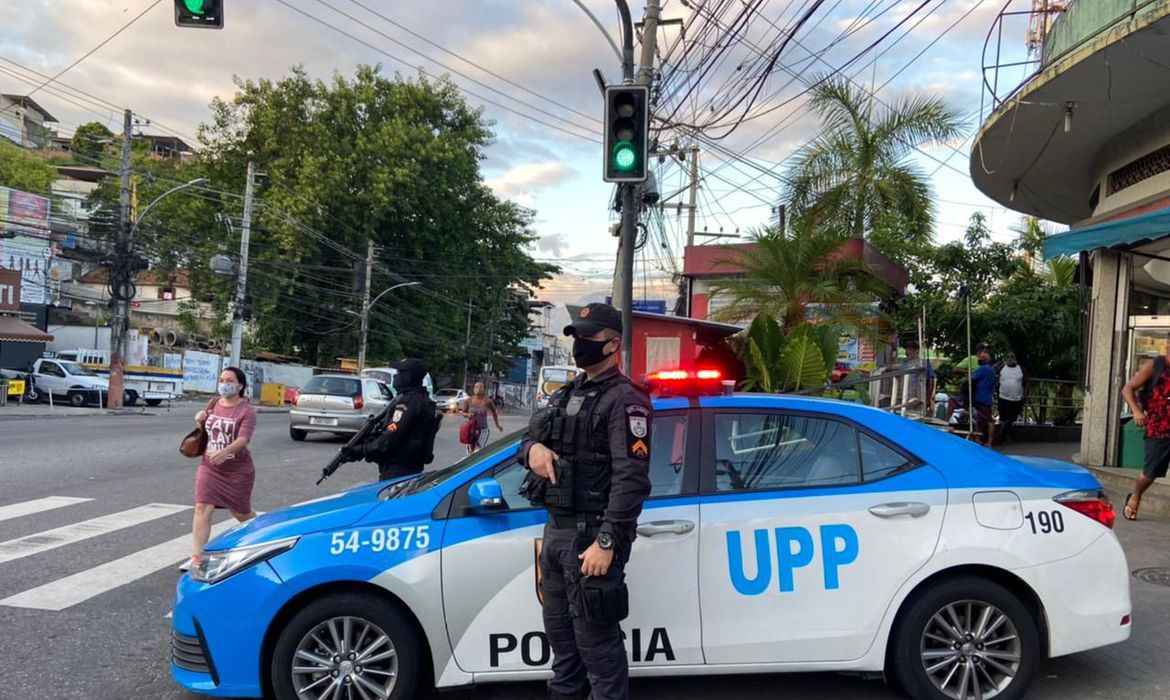 perfil_oficial_da_policia_militar_do_estado_do_rio_de_janeiro