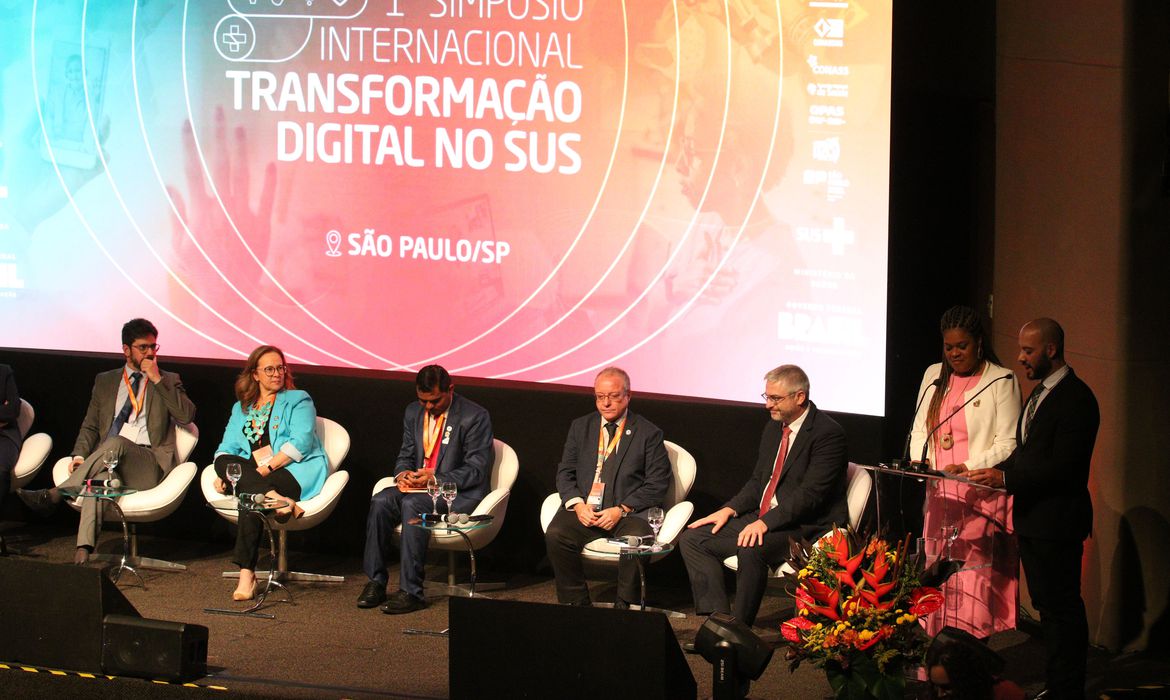 1º Simpósio Internacional de Transformação Digital no SUS