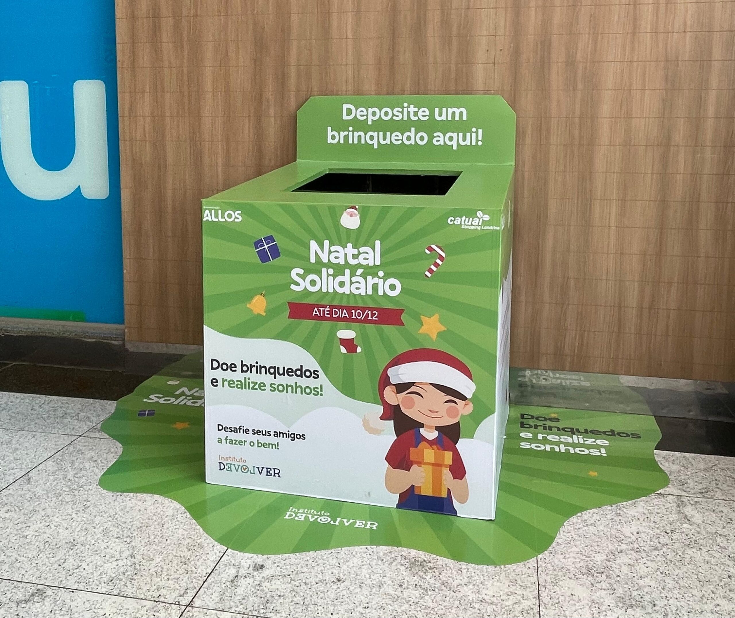 Caixa de arrecada o fica na entrada principal do shopping