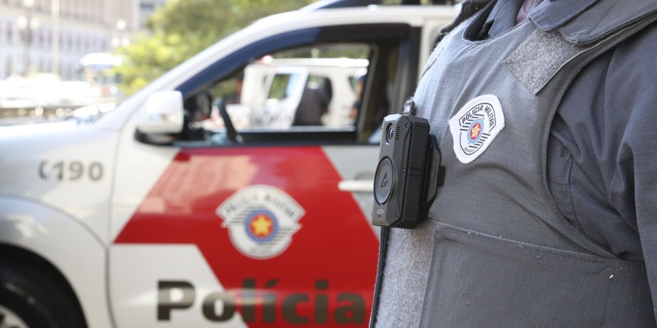 cameras_uniformes_de_policiais_militares_sao_paulo_rvrsa_abr_2804223630_0.jpg