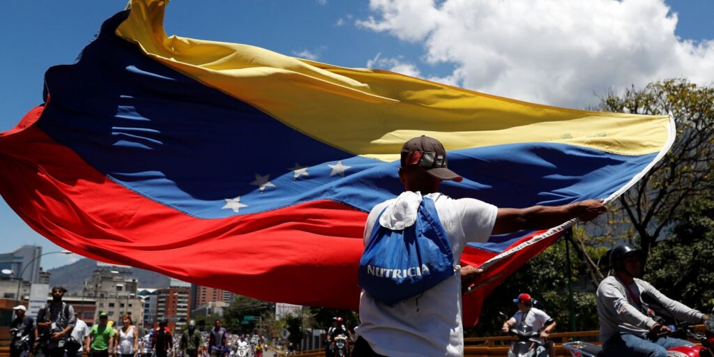 2019-04-06t160517z_830470294_rc183ec12730_rtrmadp_3_venezuela-politics.jpg