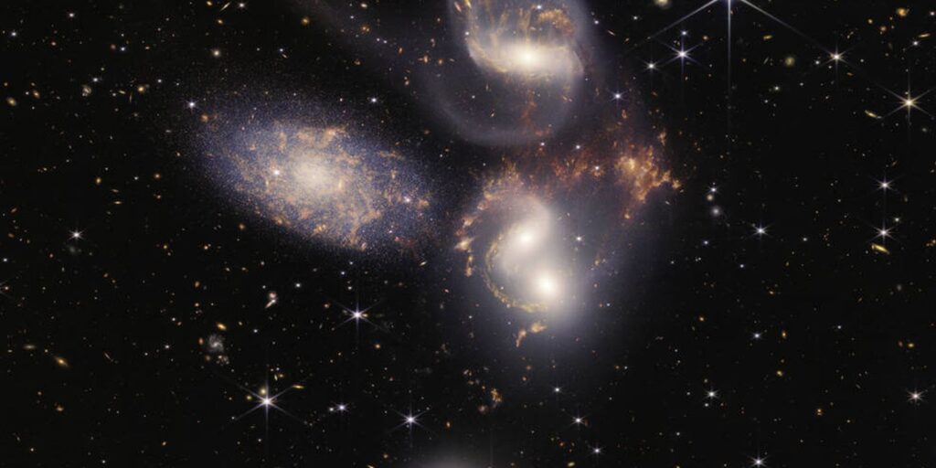 main_image_galaxies_stephans_quintet_sq_nircam_miri_final-1280.jpg