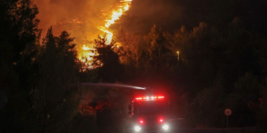 2024-08-12t142336z_1_lynxmpek7b0e8_rtroptp_3_europe-weather-greece-wildfire.jpg