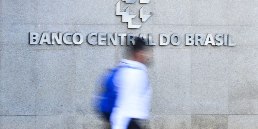 banco_central_mcajr_abr_0104222273_0.jpg