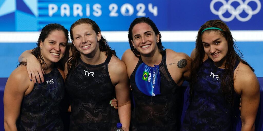 brasil_fem_natacao_4x200_vai_a_final_paris.jpeg