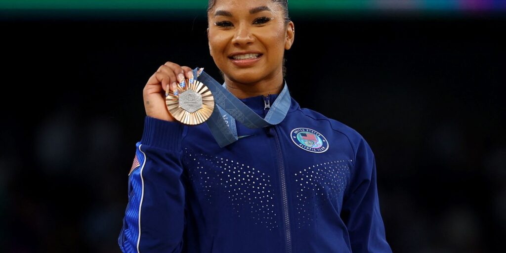 jordan_chiles_ginasta_eua_bronze_solo_paris_2024.jpg