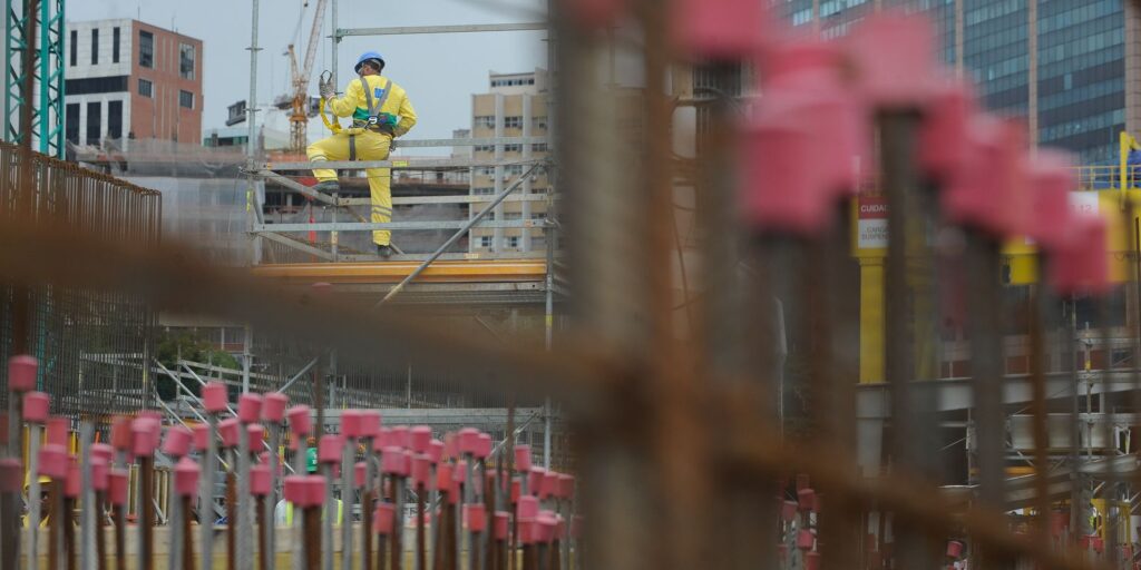 construcao_civil_obras_canteiro_de_obras_construcao_trabalhadores190220142531_0.jpg